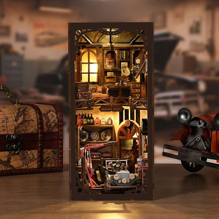 Vintage Repair Garage Miniature House Kit